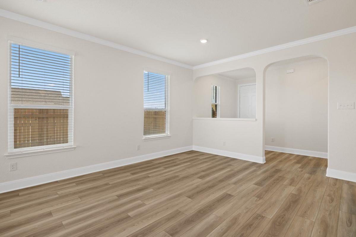 1500 Carriageway Dr Property Photo 9