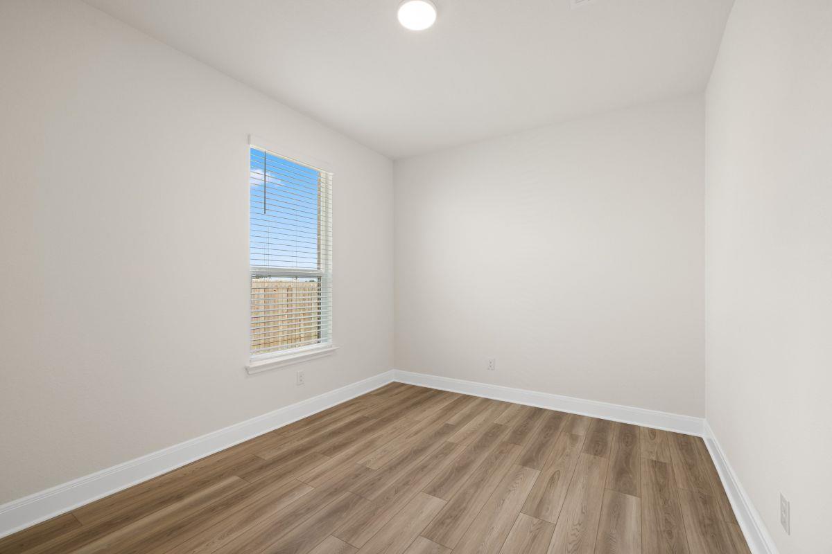 1500 Carriageway Dr Property Photo 15