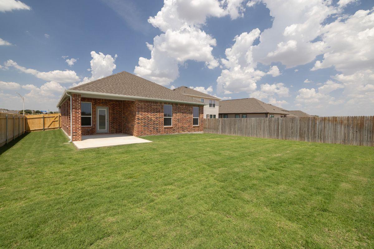 1500 Carriageway Dr Property Photo 26