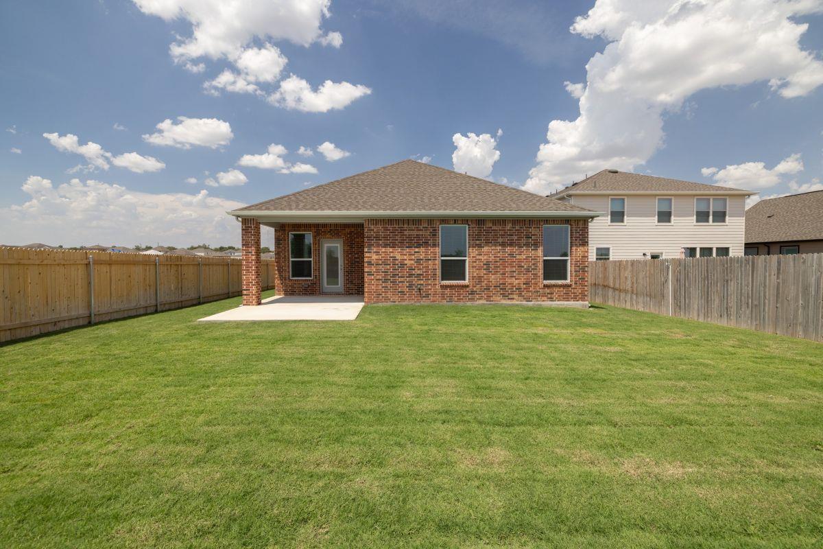 1500 Carriageway Dr Property Photo 27