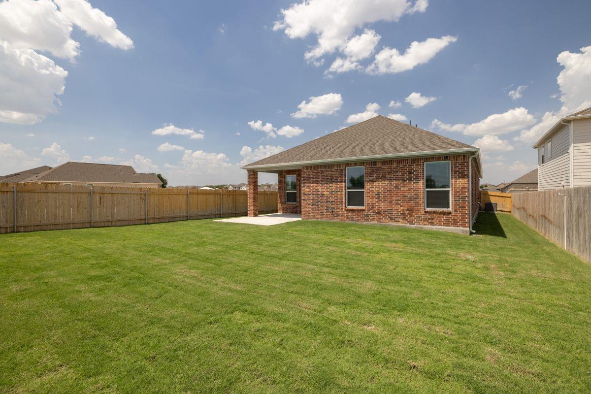 1500 Carriageway Dr Property Photo 28
