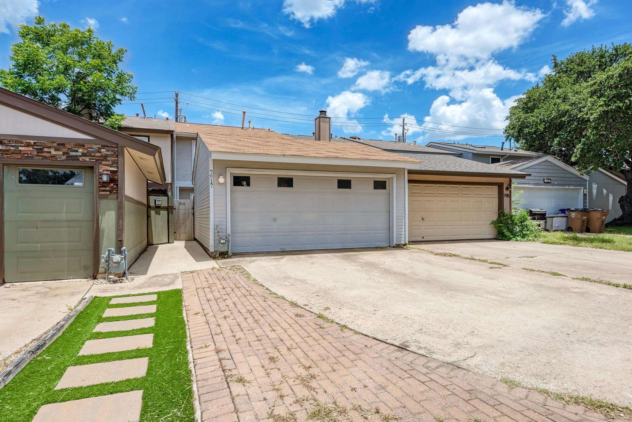 7917 Parliament Pl Property Photo 2
