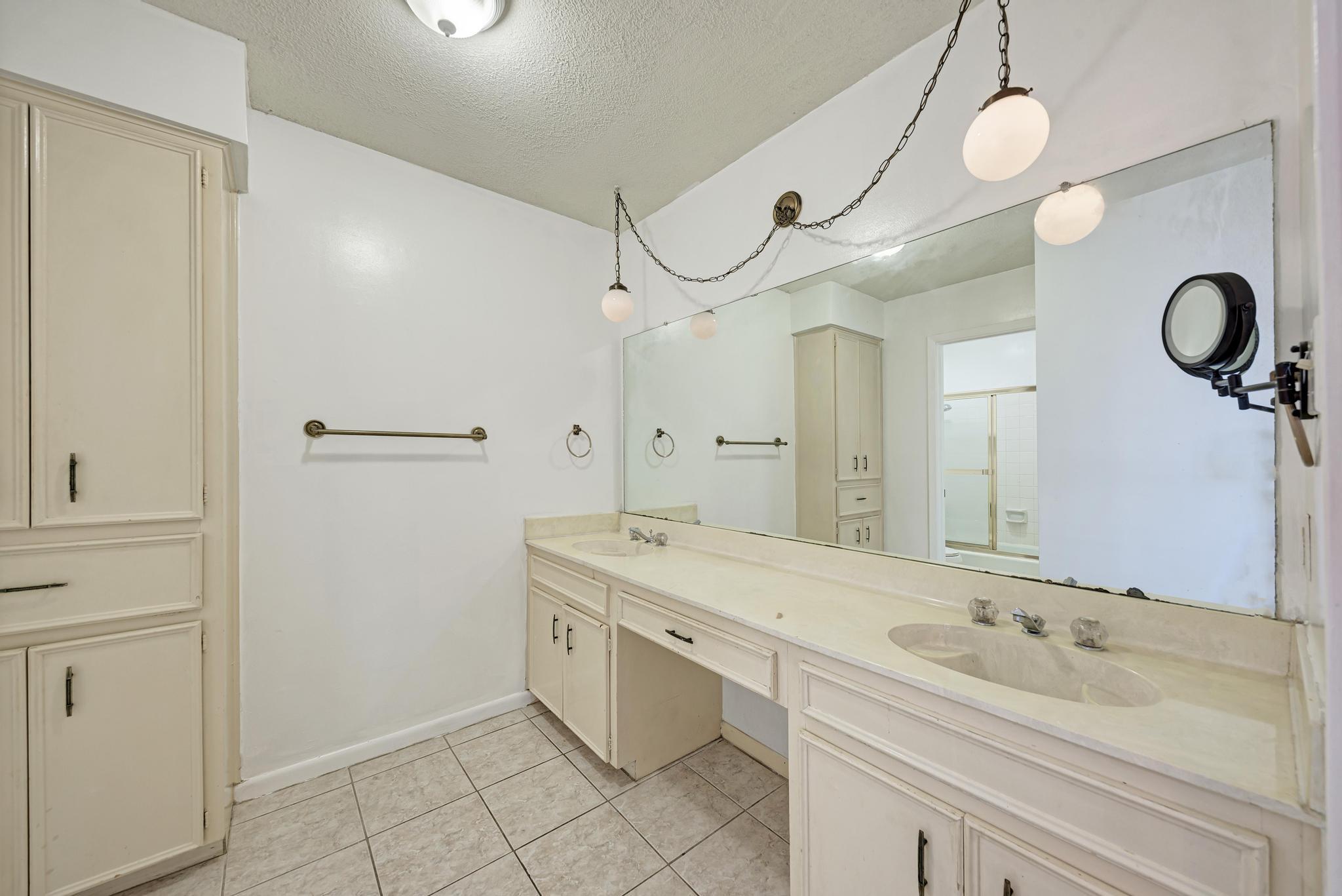7917 Parliament Pl Property Photo 21