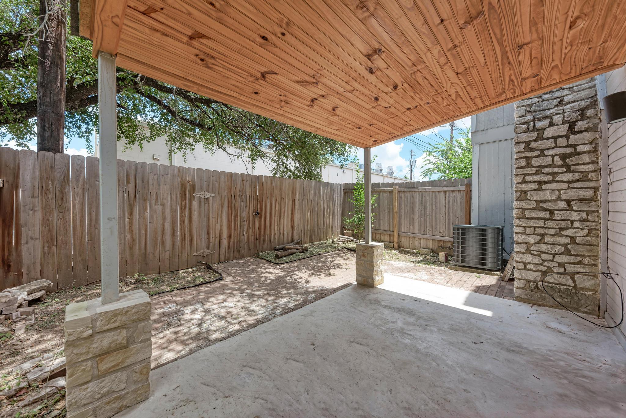 7917 Parliament Pl Property Photo 29