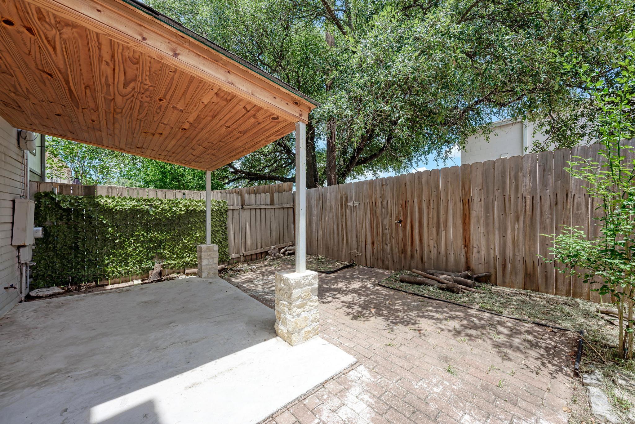 7917 Parliament Pl Property Photo 32