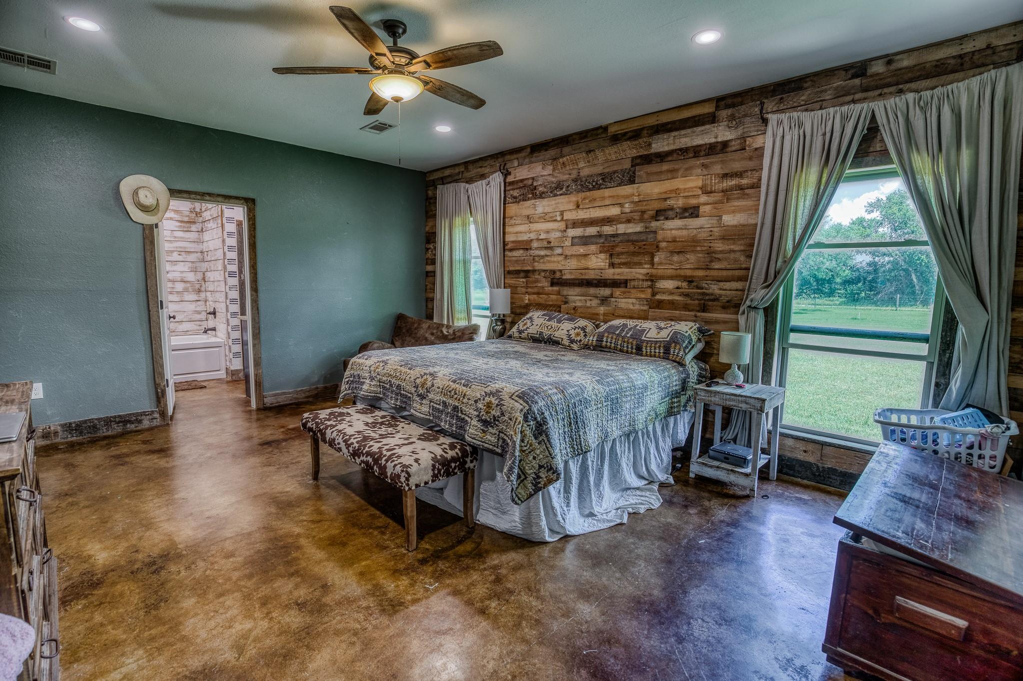 1850 Lcr 439 None Property Photo 17