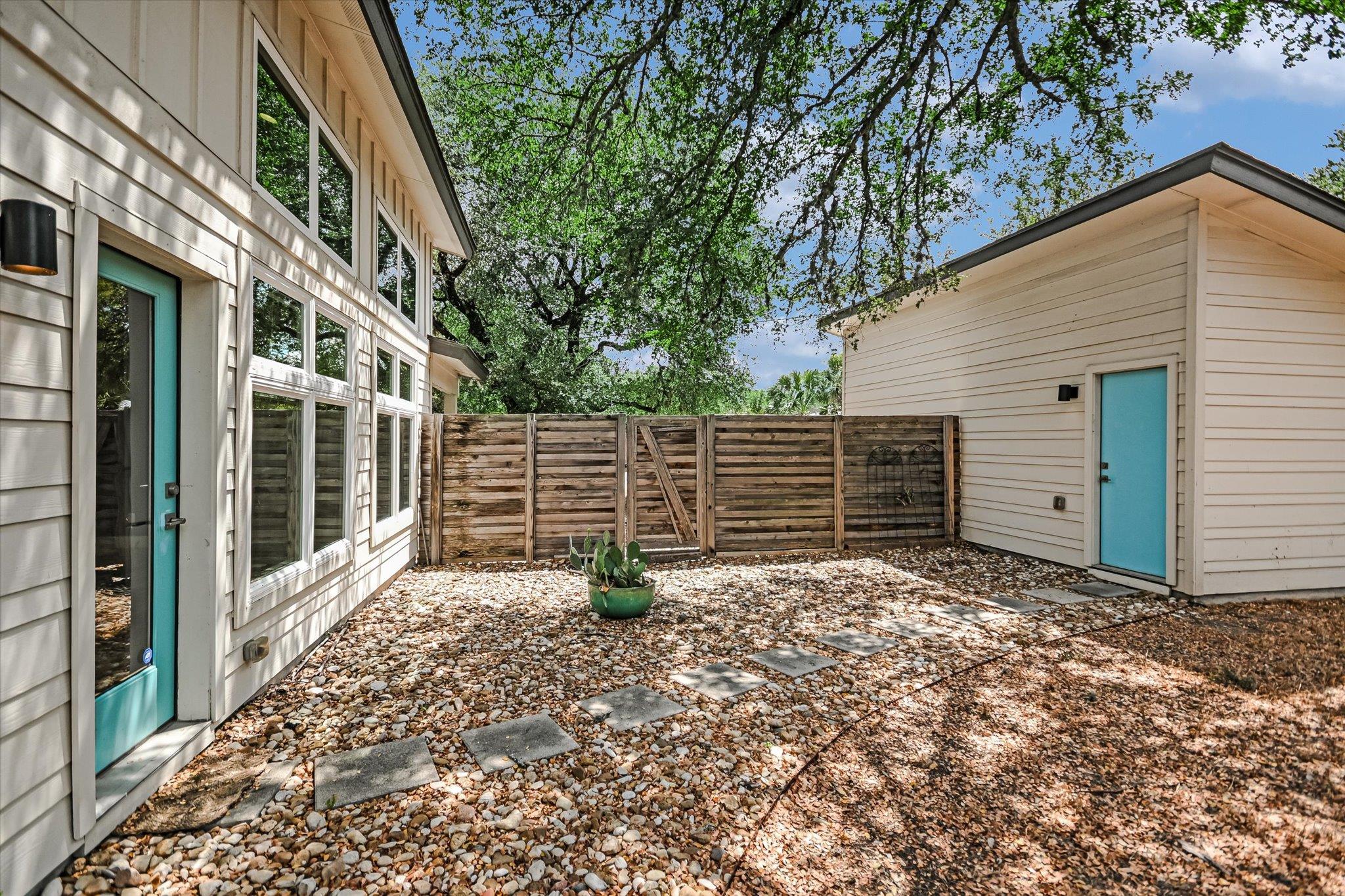 2302 Quanah Parker Trl Property Photo 10