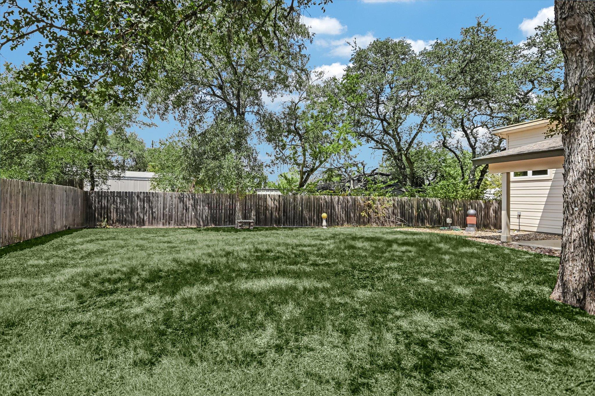 2302 Quanah Parker Trl Property Photo 23