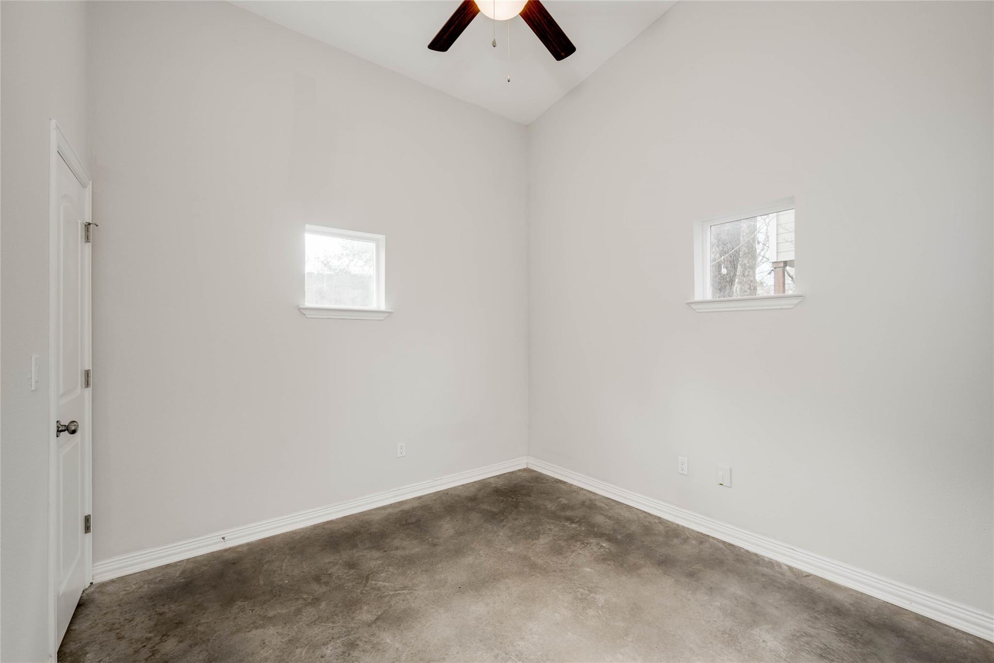 811 Gunter St #b Property Photo 15