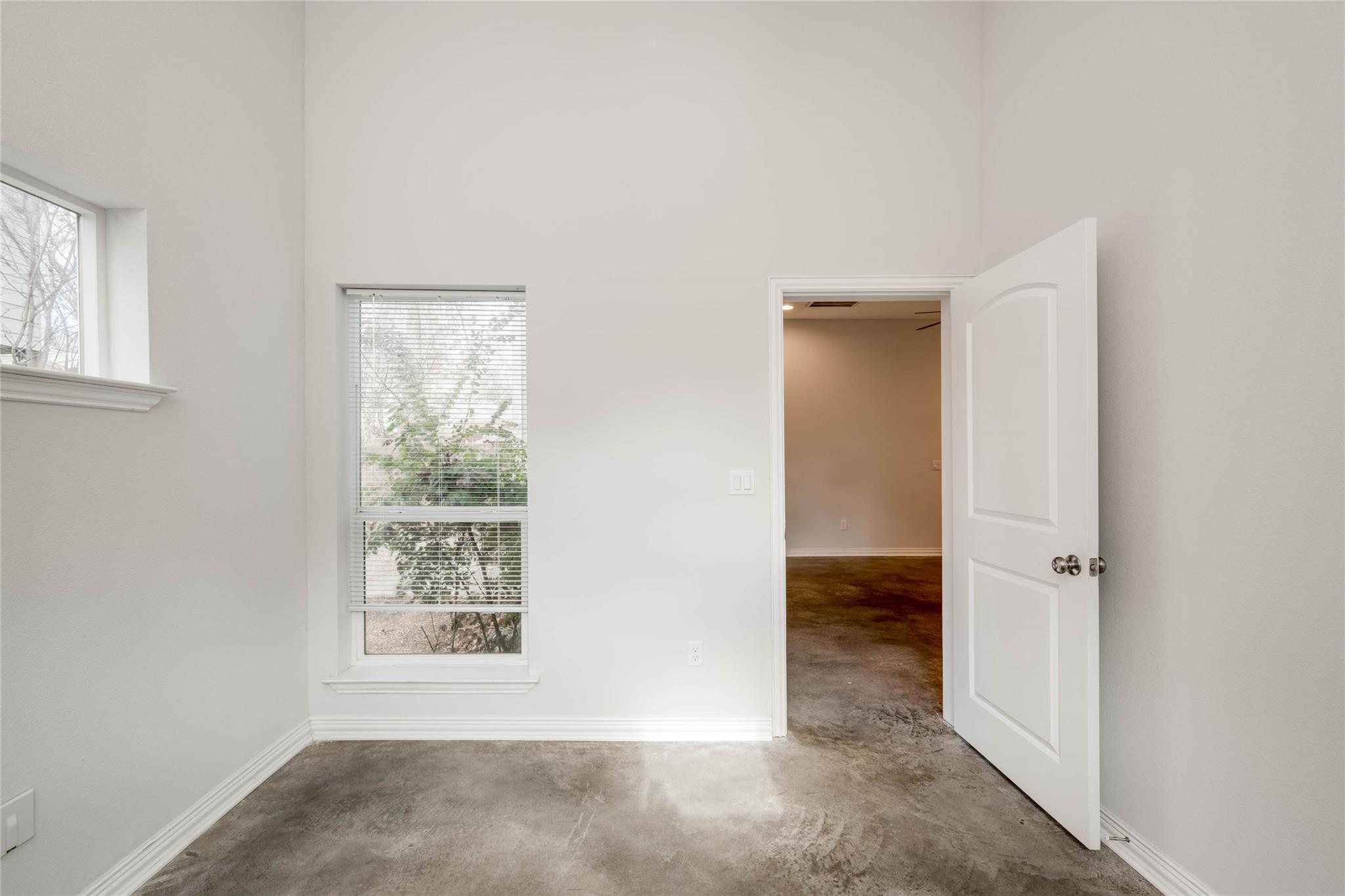 811 Gunter St #b Property Photo 17