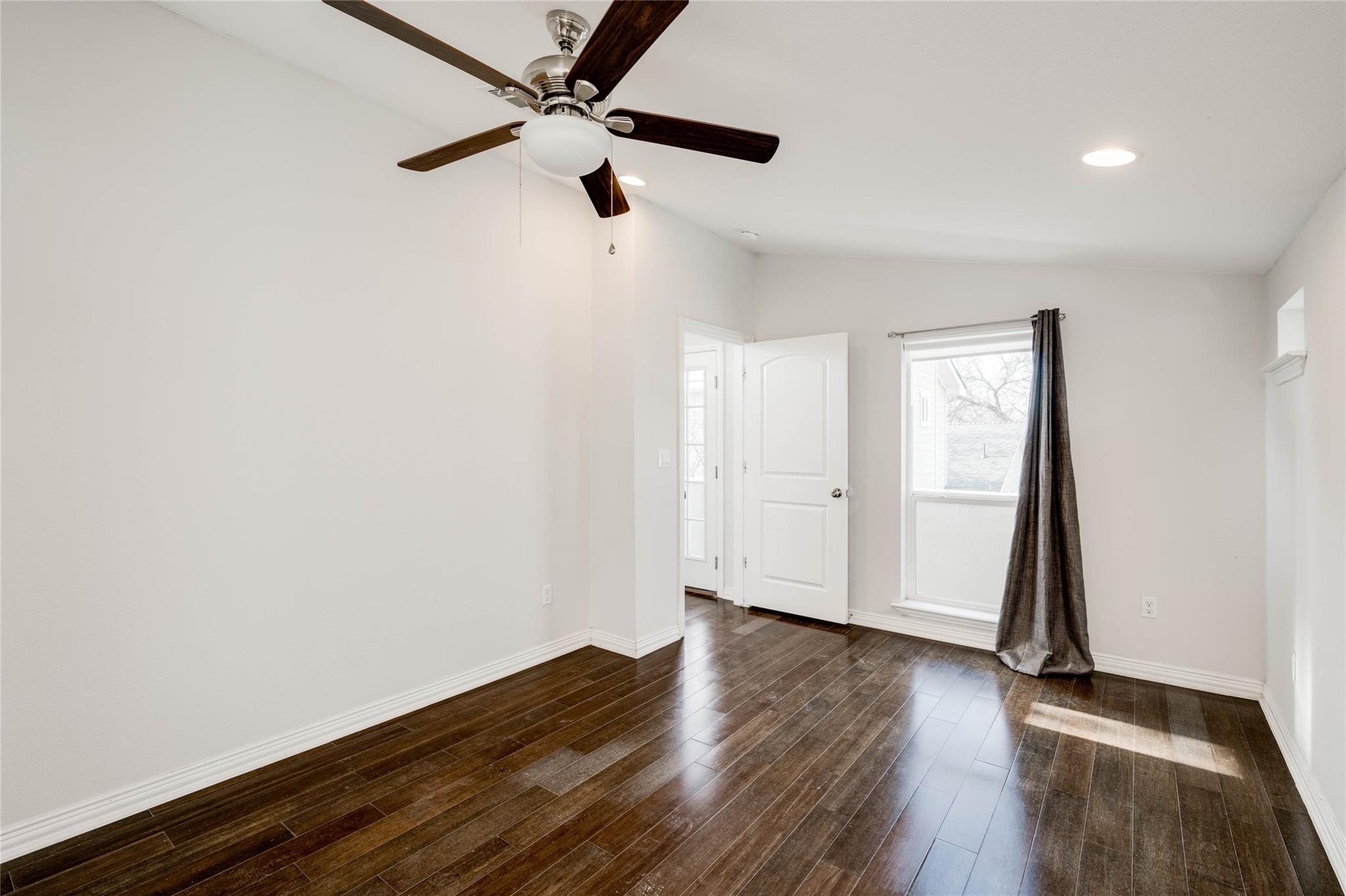 811 Gunter St #b Property Photo 19
