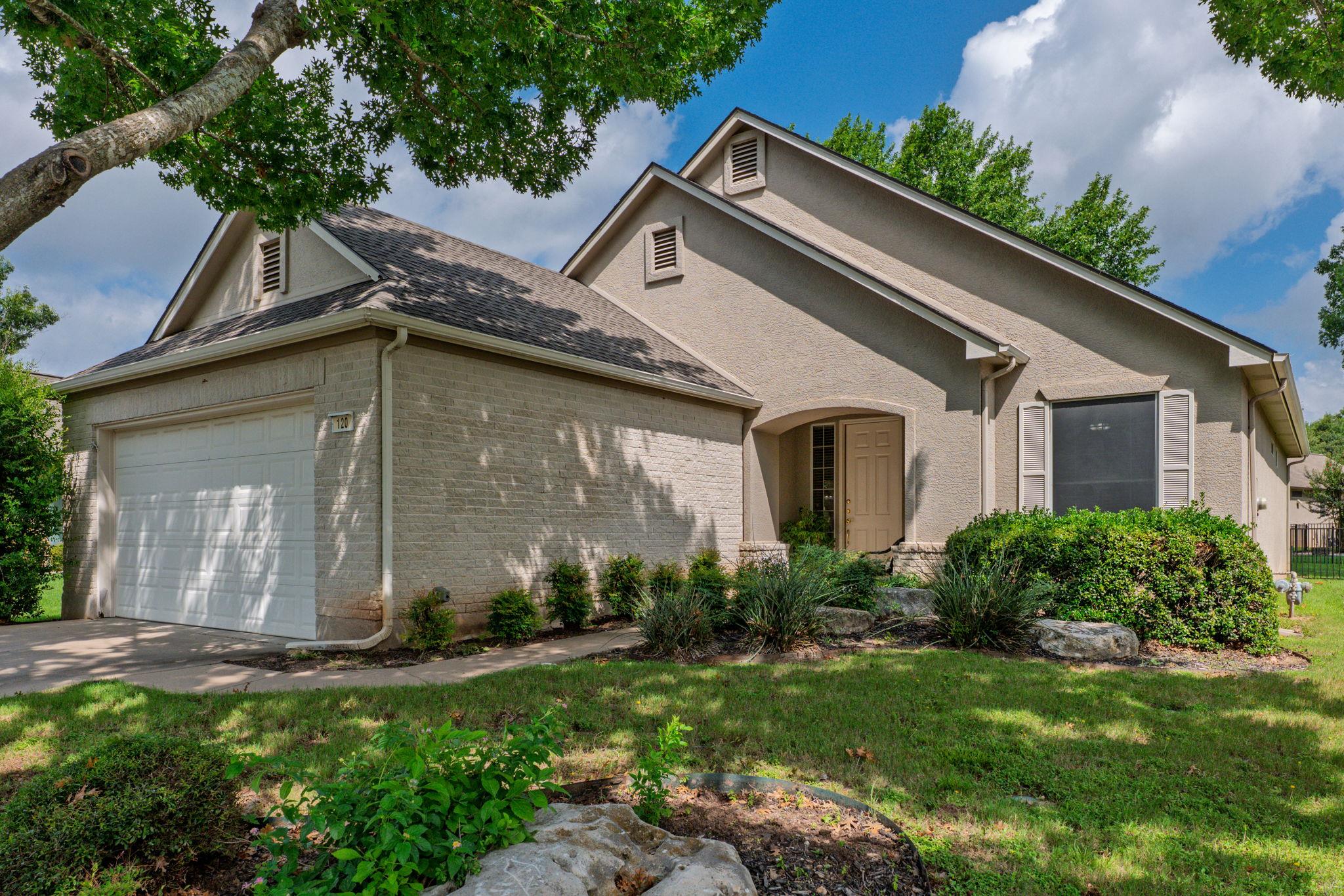 120 Beautybush Trl Property Photo 1