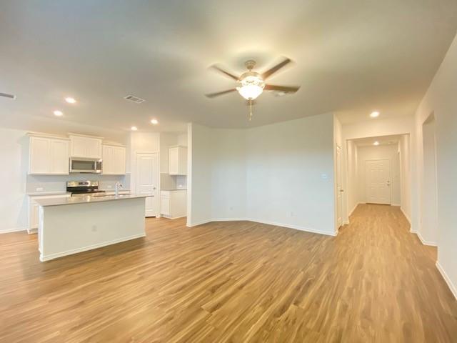 426 Bluejack Way Property Photo 2