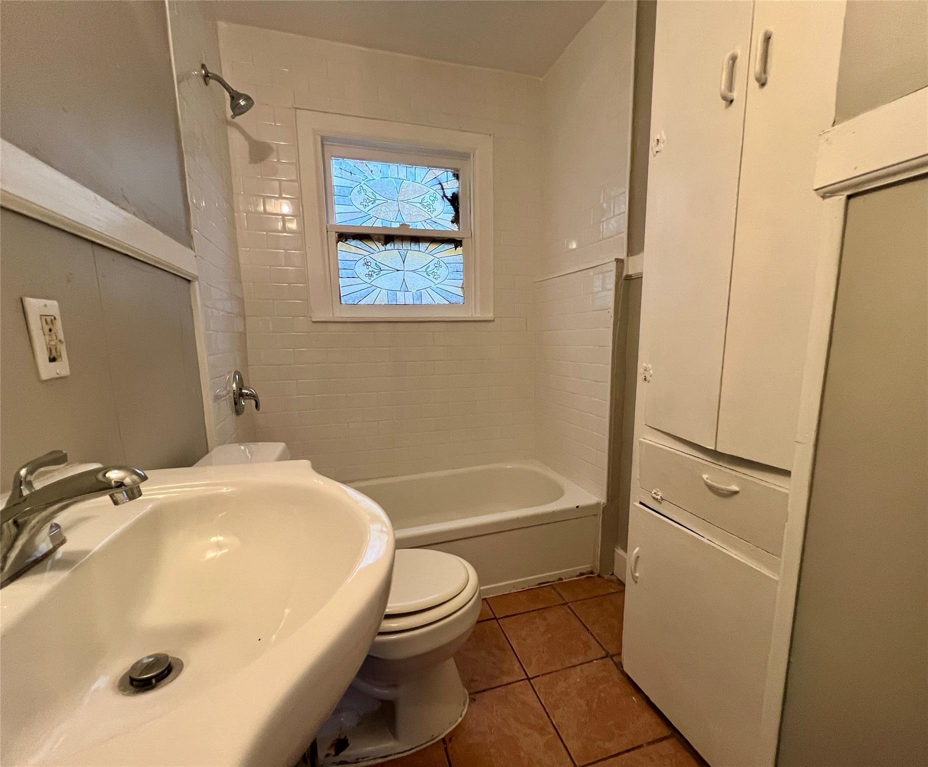 108 Franklin Blvd Property Photo 11