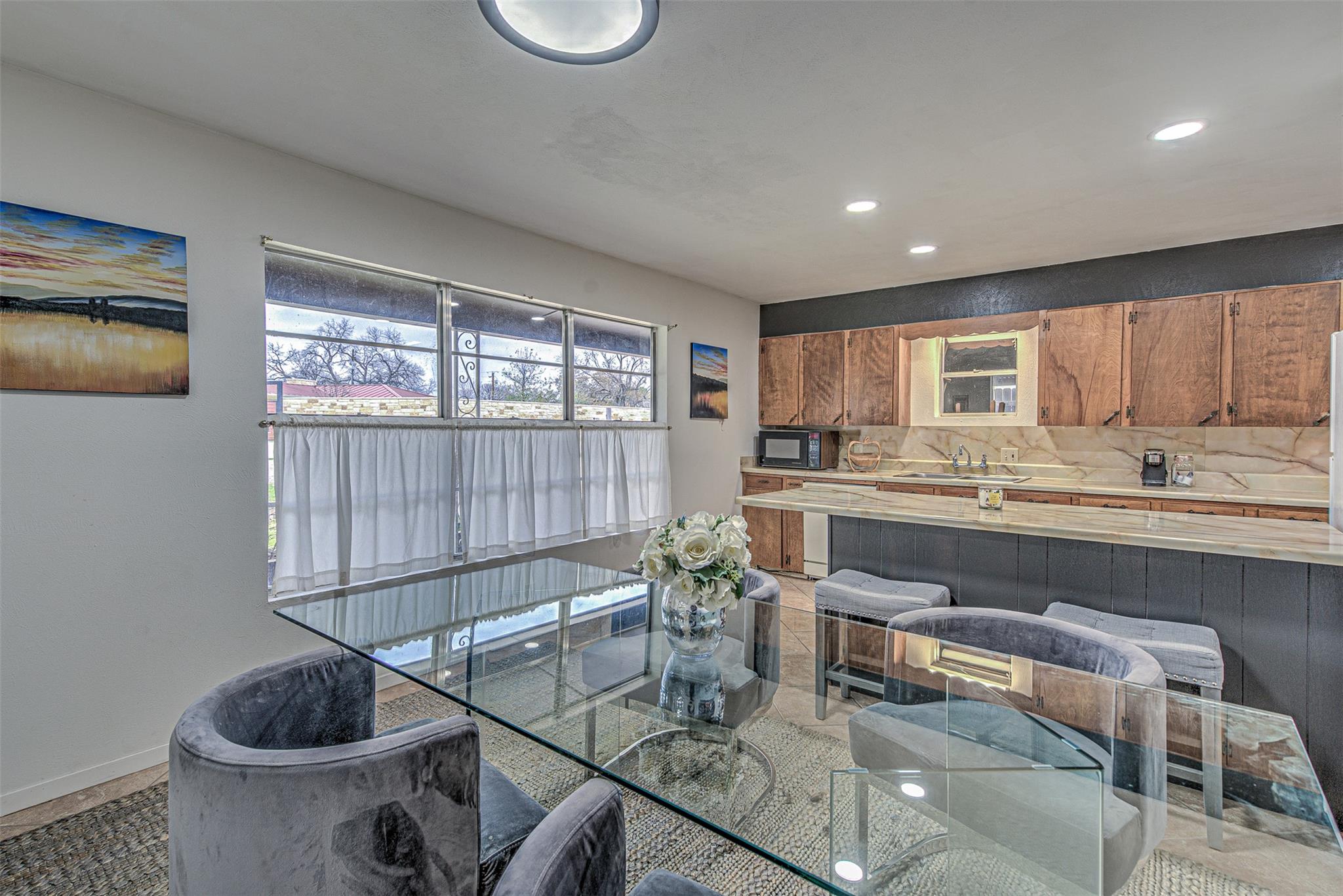 5304 Bedford St Property Photo 7
