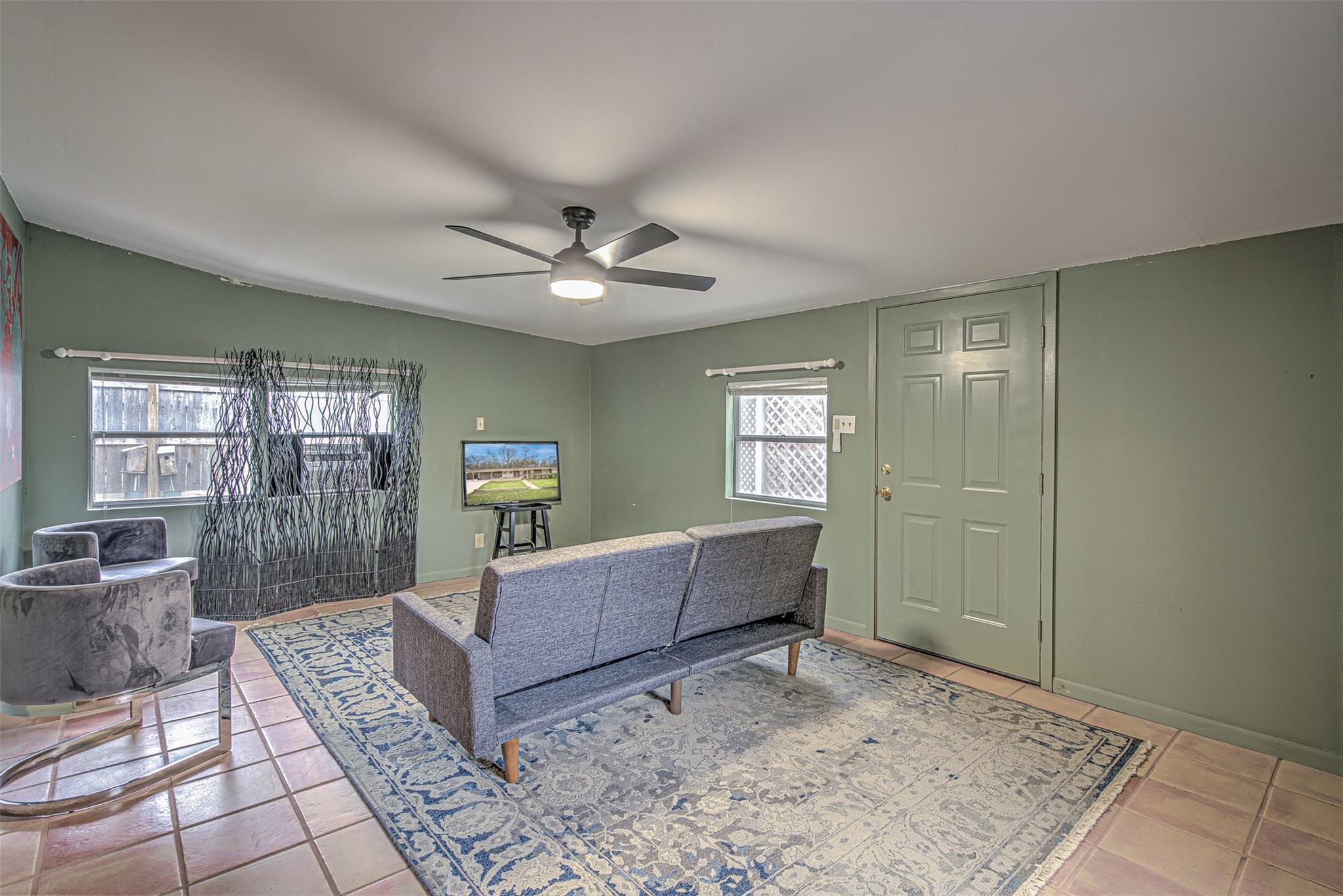 5304 Bedford St Property Photo 13