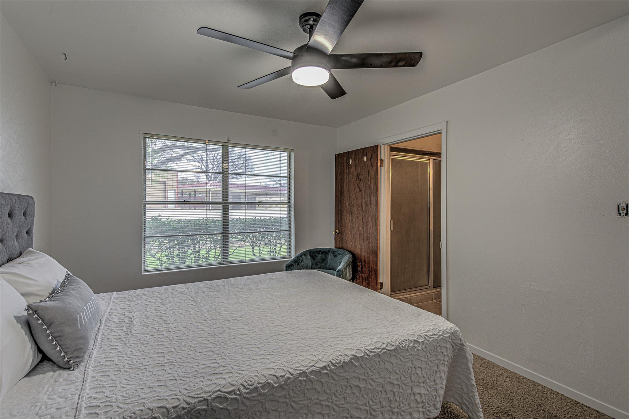 5304 Bedford St Property Photo 16