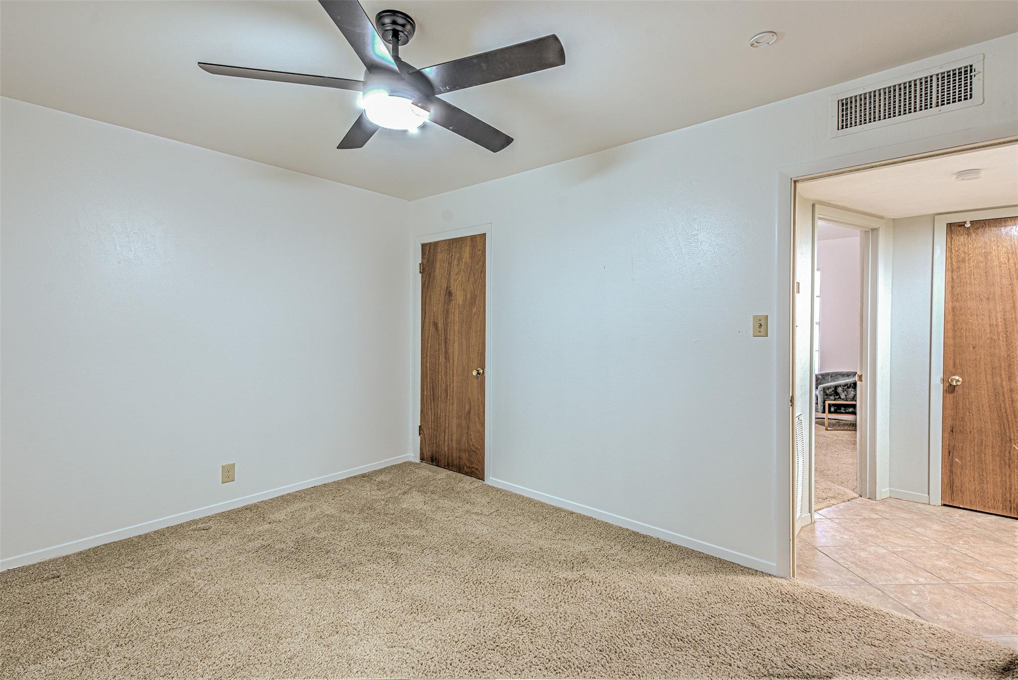5304 Bedford St Property Photo 19