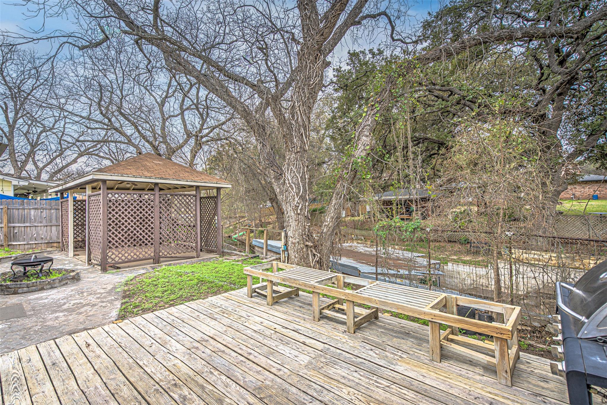5304 Bedford St Property Photo 24