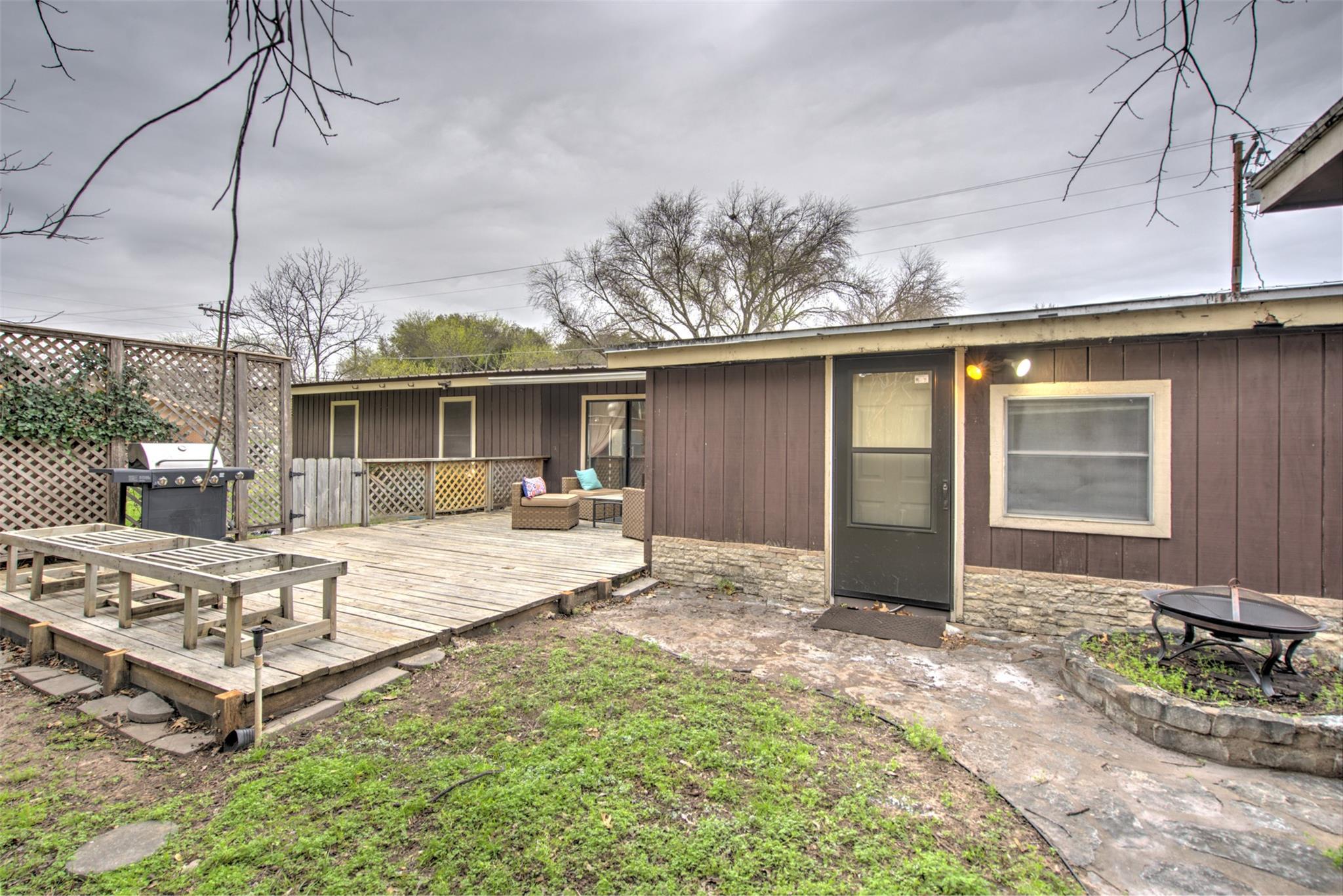 5304 Bedford St Property Photo 25