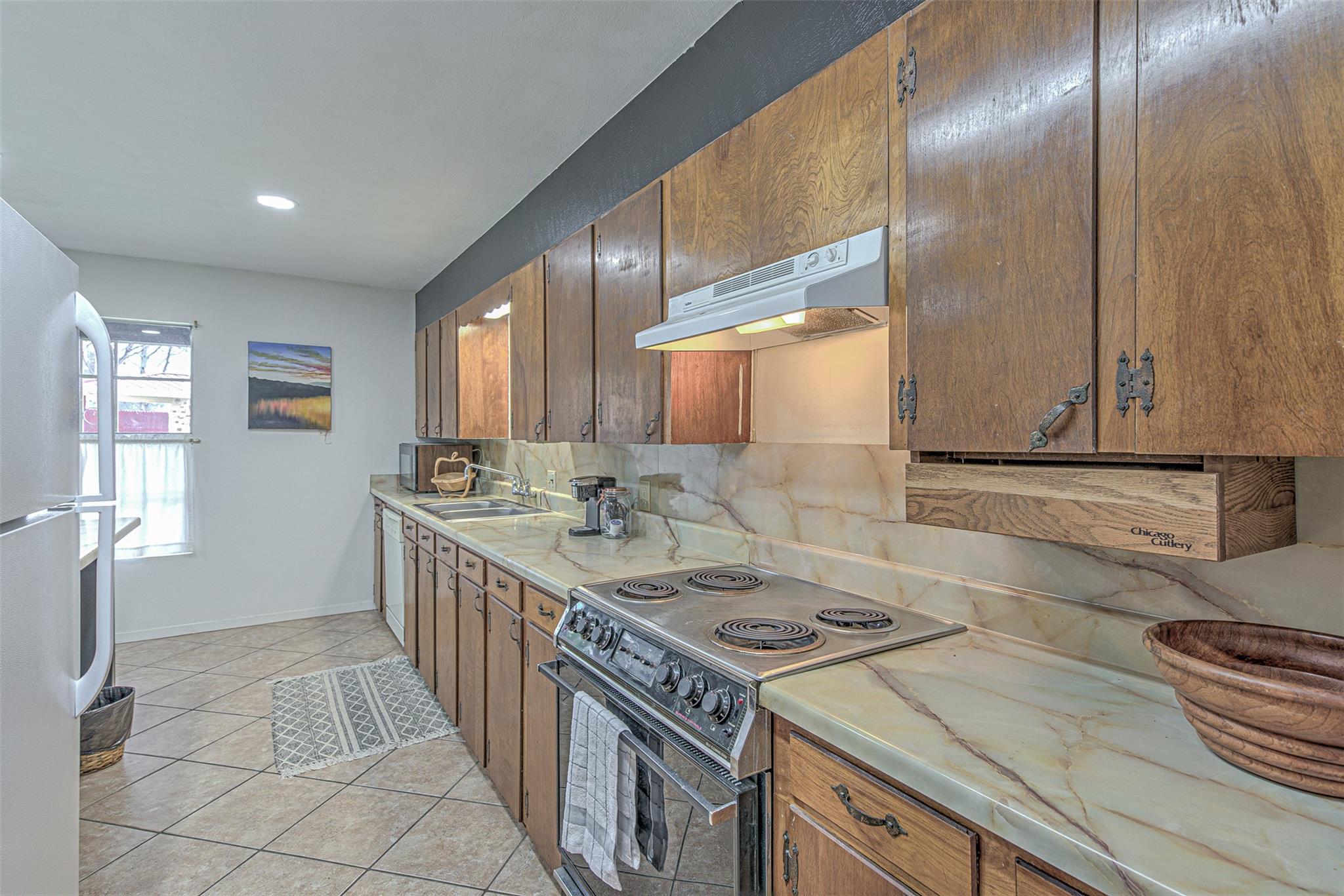 5304 Bedford St Property Photo 27