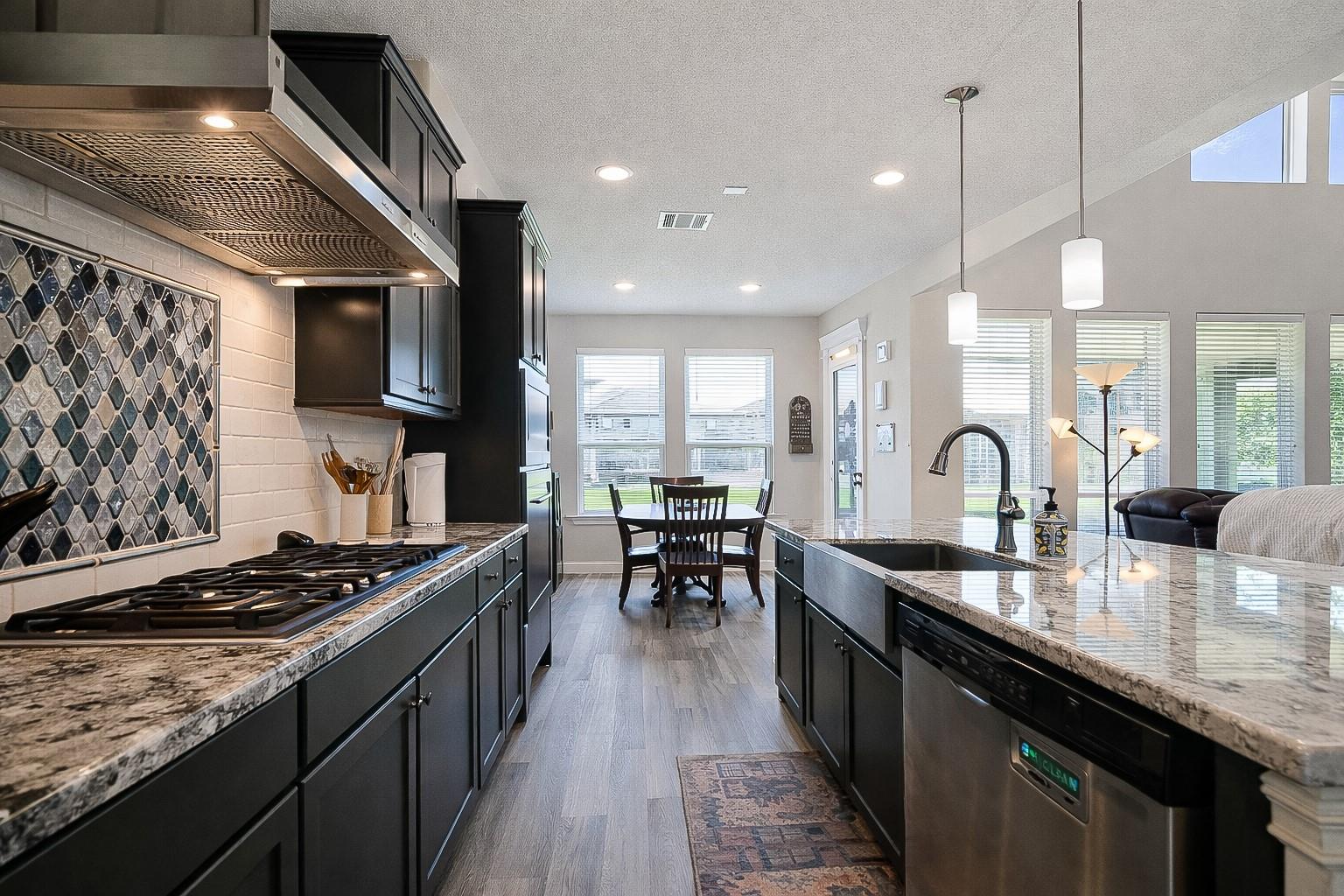 408 Daniel Xing Property Photo 14