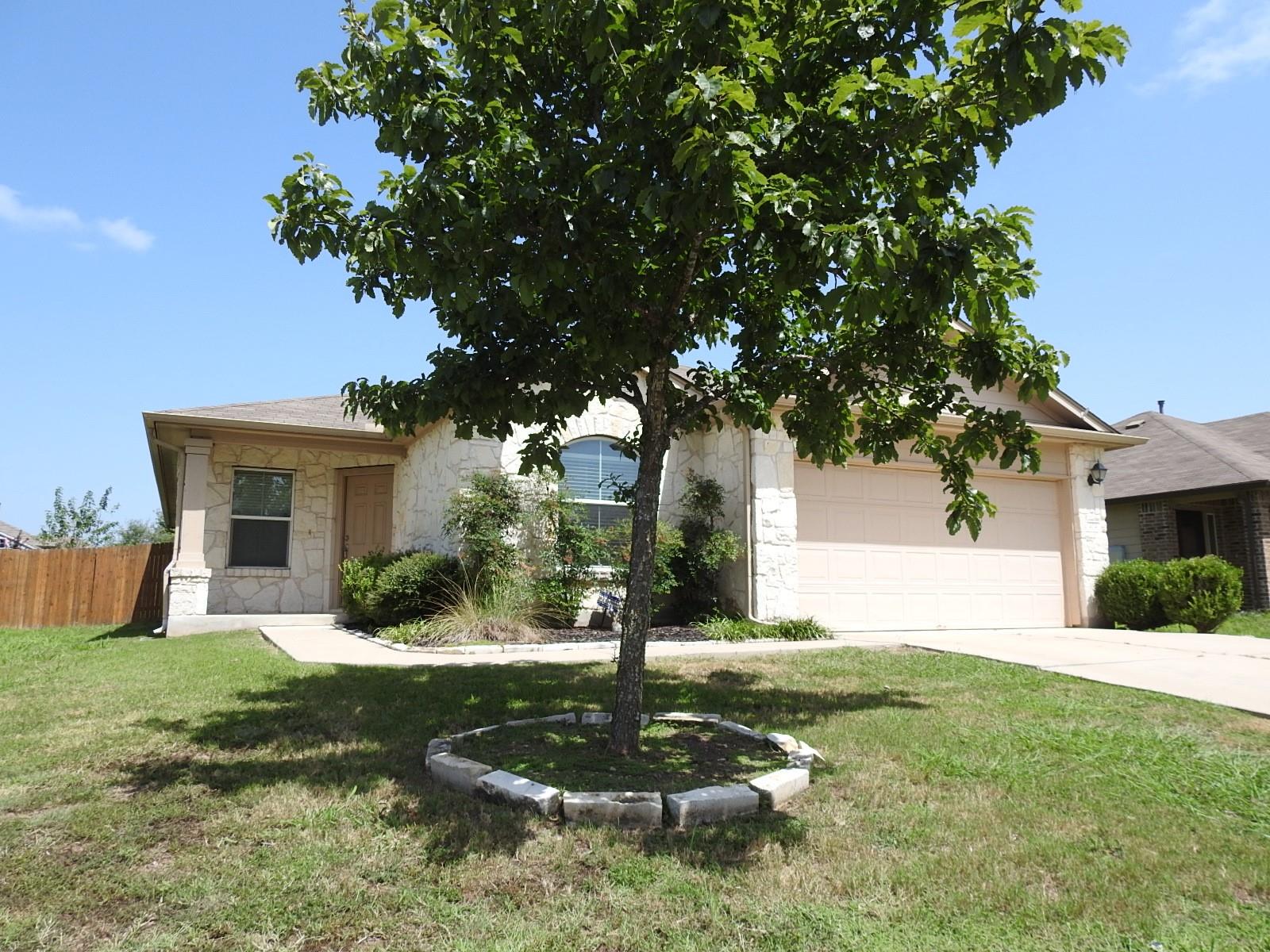 424 Langely None Property Photo 2
