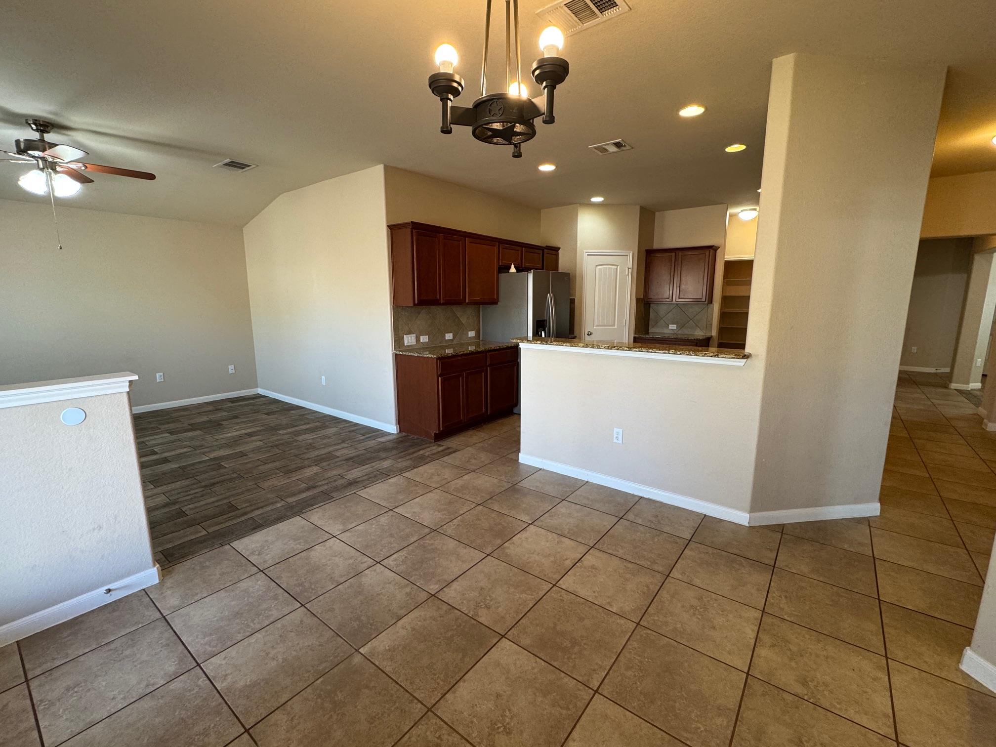 424 Langely None Property Photo 6