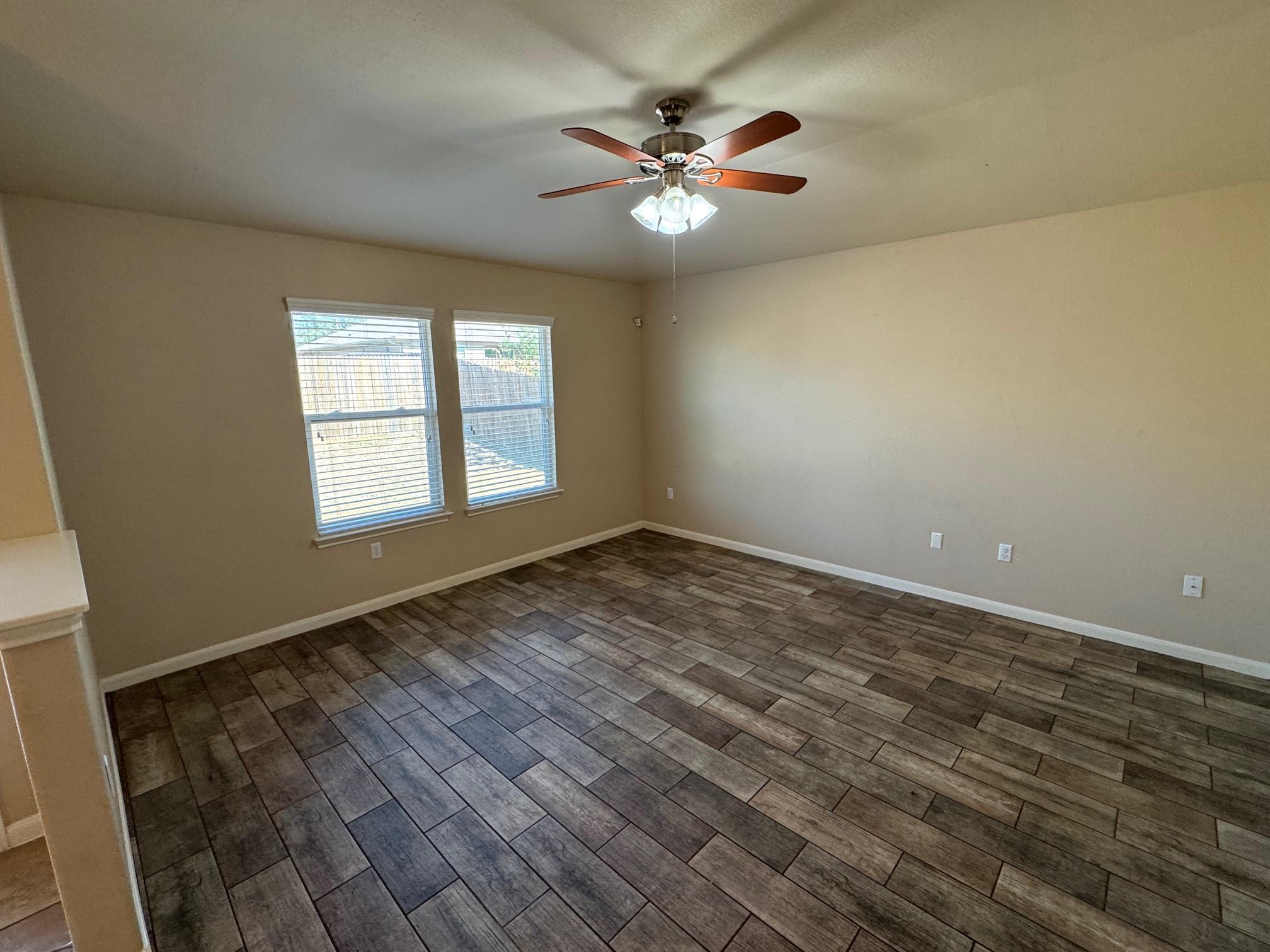 424 Langely None Property Photo 7
