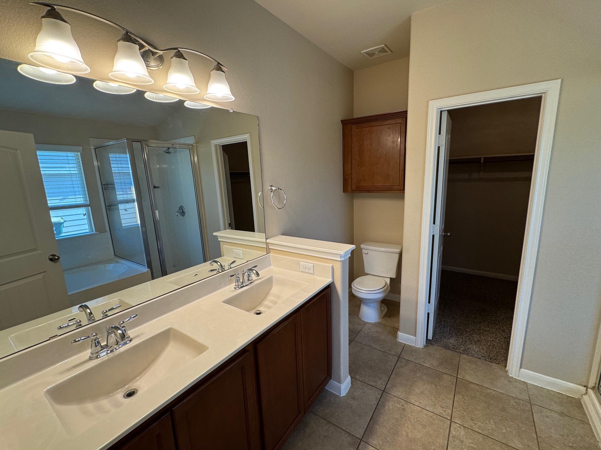 424 Langely None Property Photo 11