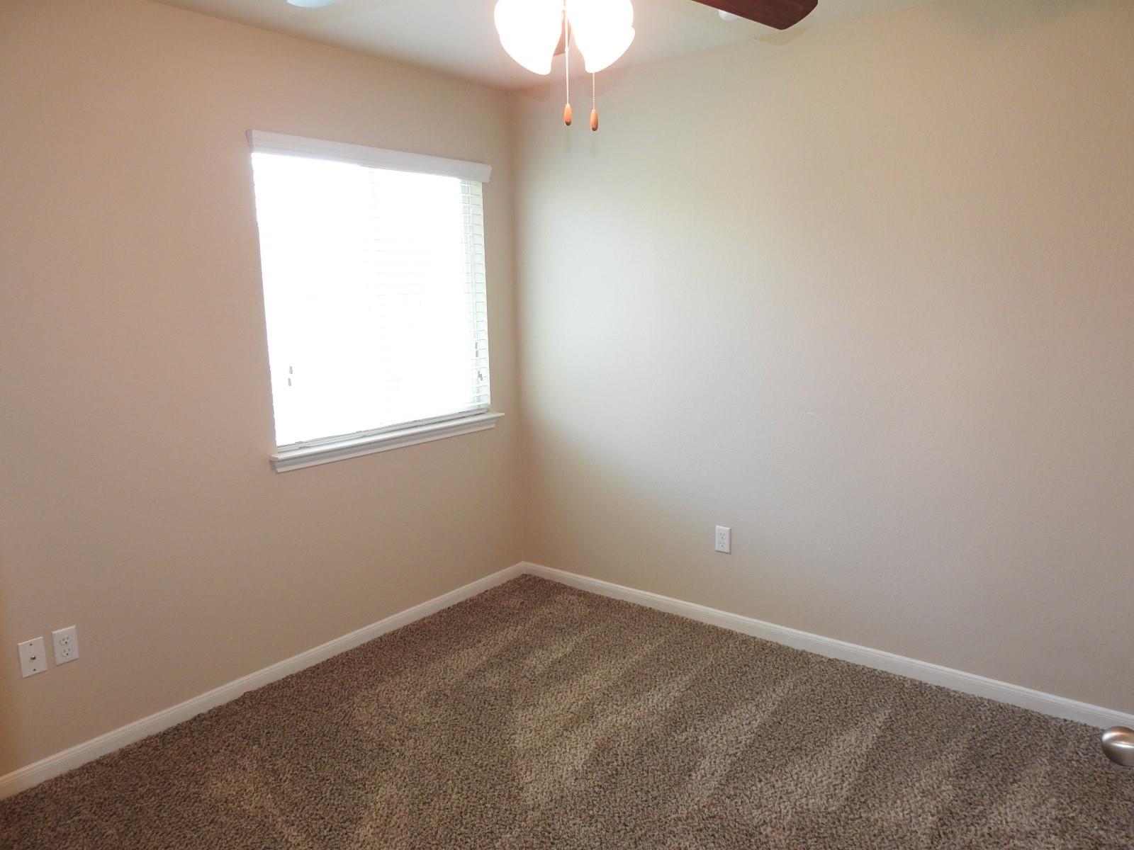 424 Langely None Property Photo 13