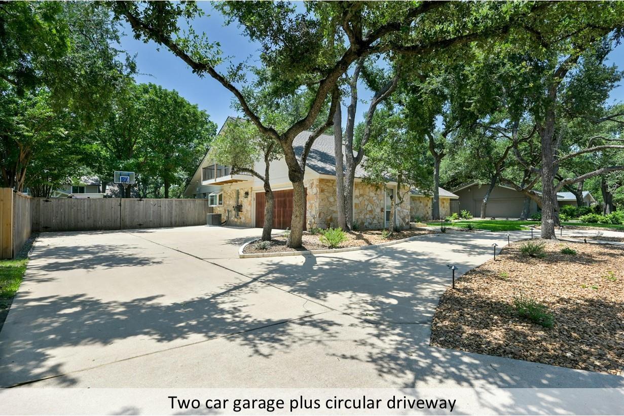 9903 Richelieu Rd Property Photo 4