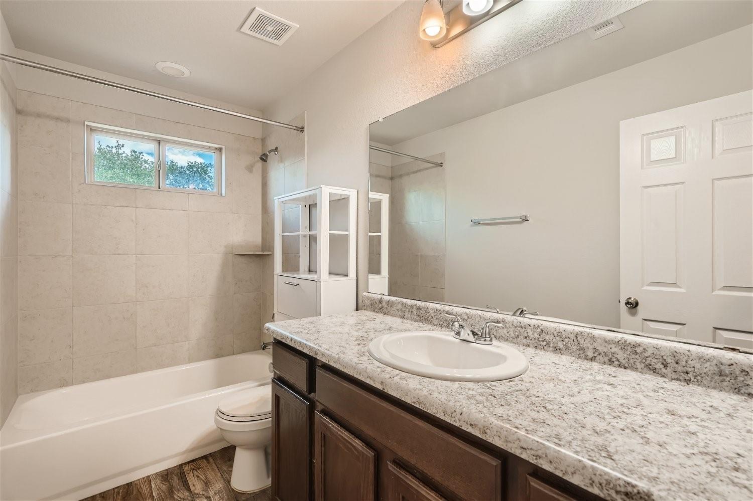 501 Cinnamon Teal Ln Property Photo 11