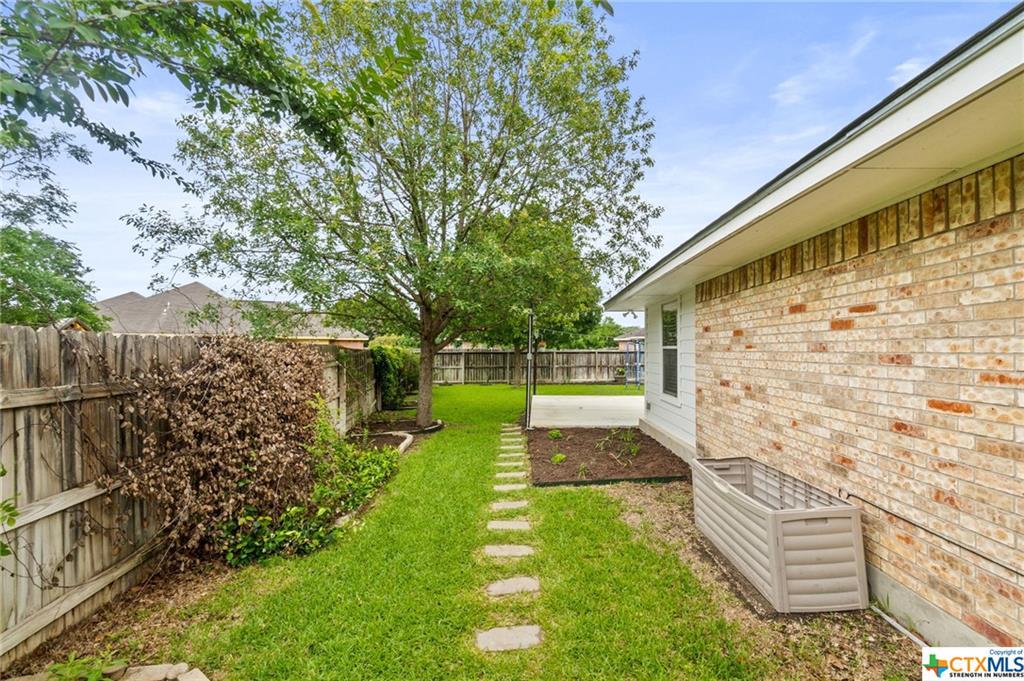1623 Anna Lee Dr Property Photo 32