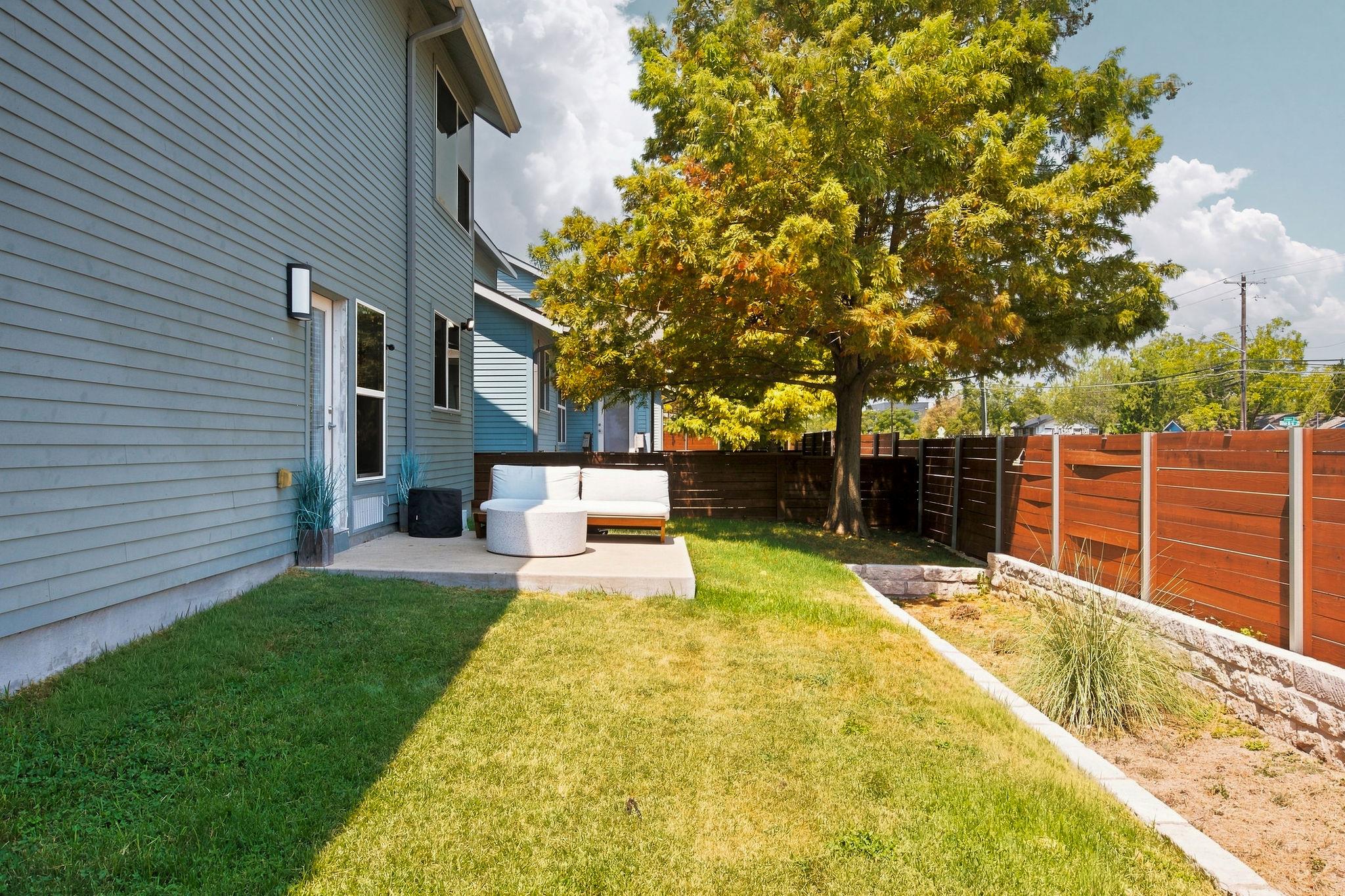 301 W Stassney Ln #5 Property Photo 6