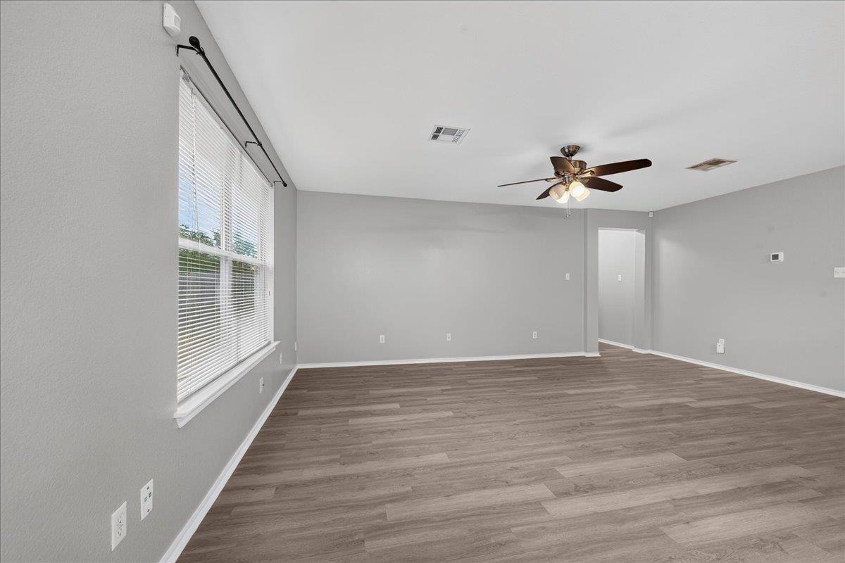 13413 Constellation Dr Property Photo 4