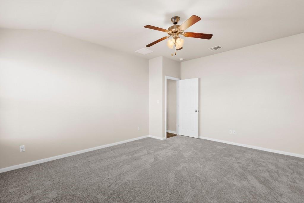 328 Voyager Cv Property Photo 11