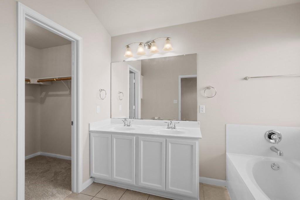 328 Voyager Cv Property Photo 12