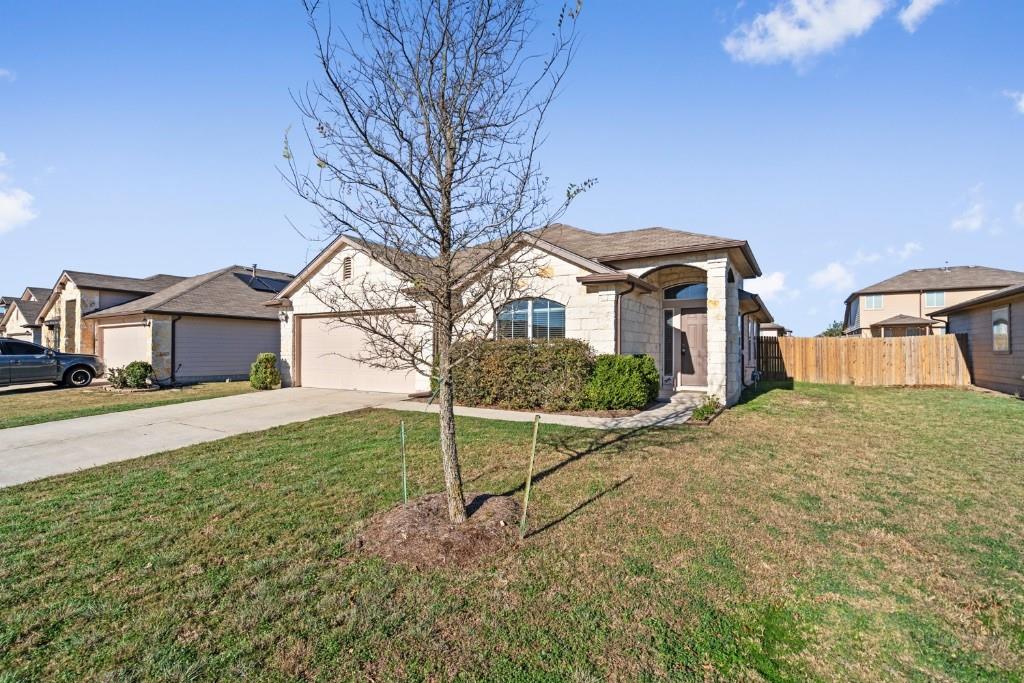 328 Voyager Cv Property Photo 24