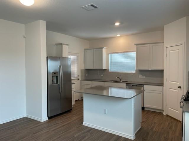 10413 Premier Park St Property Photo 6