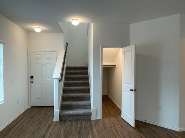 10413 Premier Park St Property Photo 9