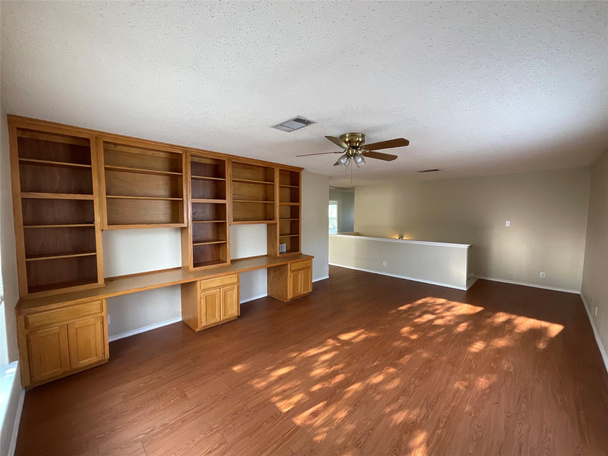 1172 Southern Pl Property Photo 14