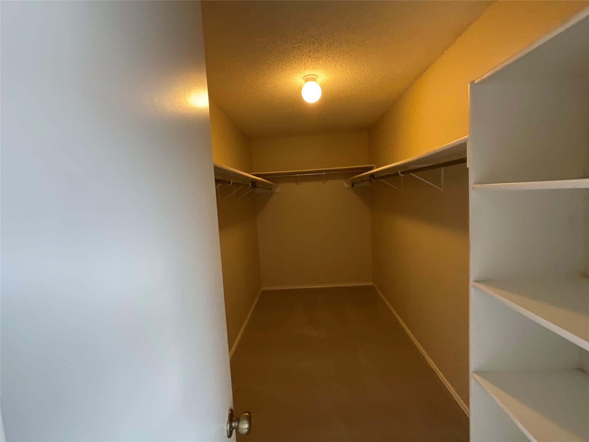 1172 Southern Pl Property Photo 22