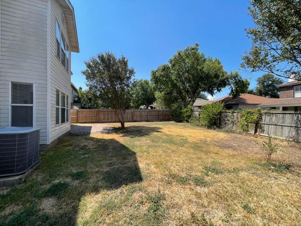1172 Southern Pl Property Photo 30