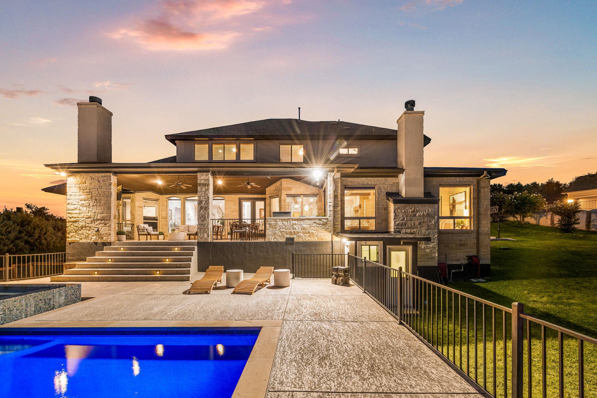 5240 Diamante Dr Property Photo 3