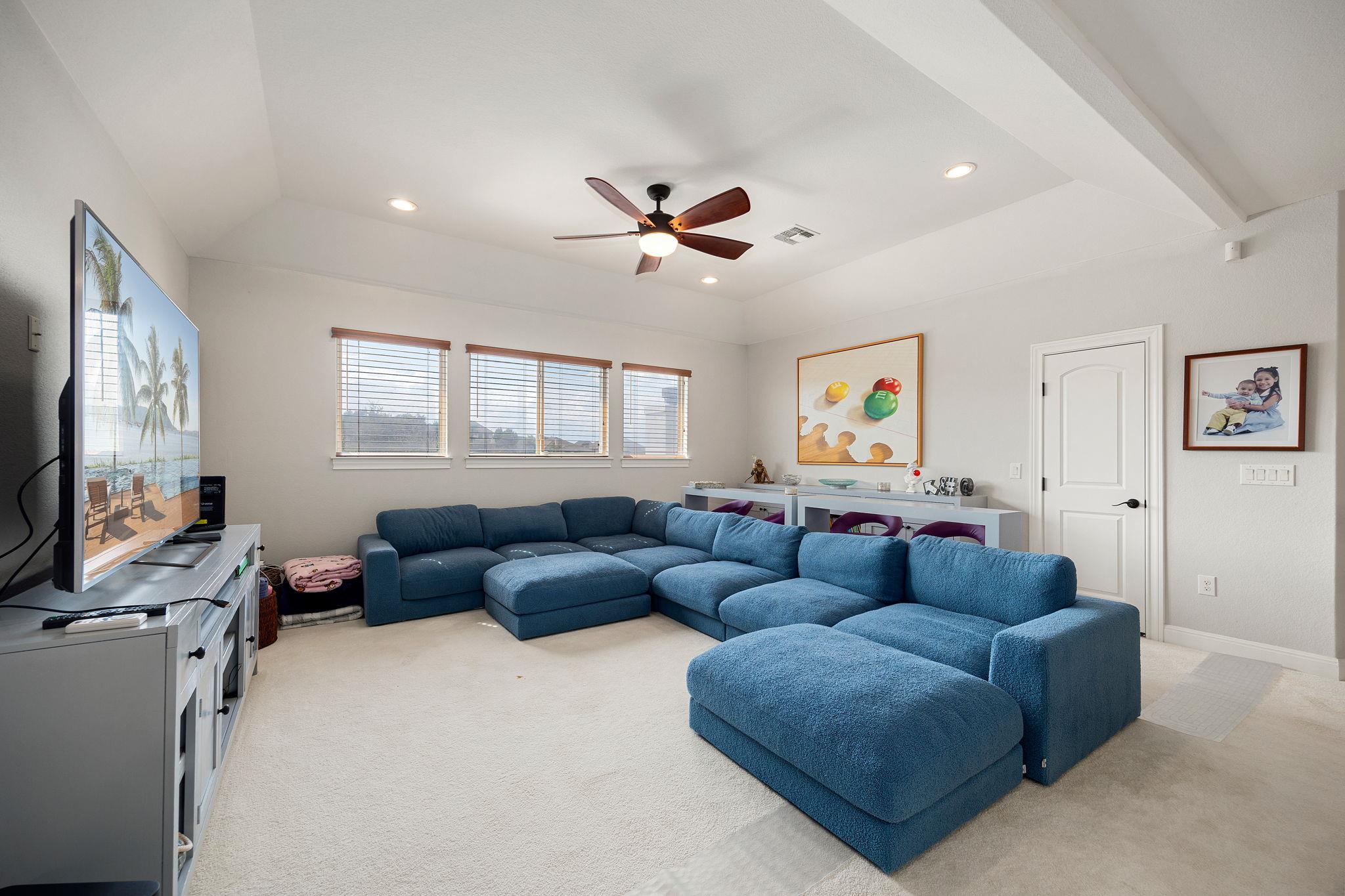 5240 Diamante Dr Property Photo 20