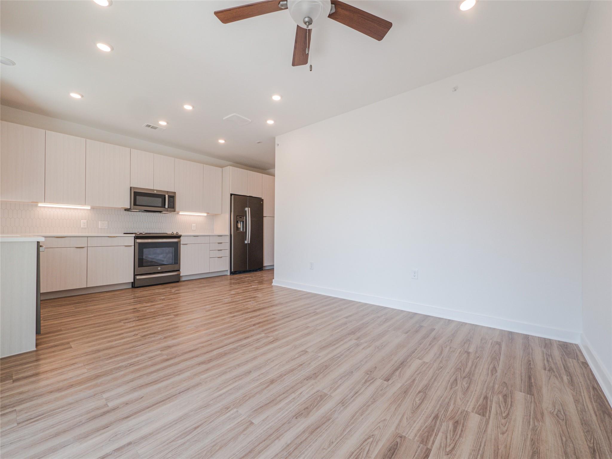 4802 Congress Ave S #515 Property Photo 28