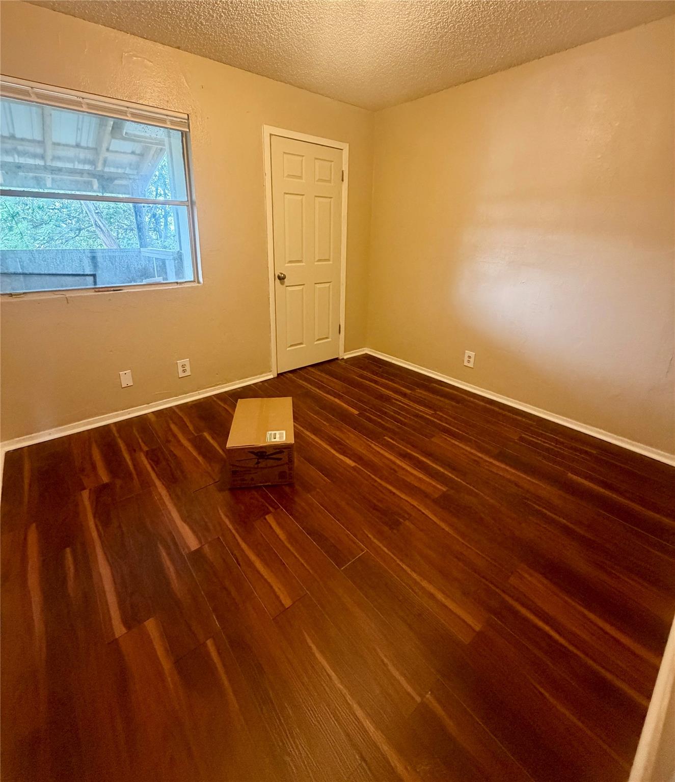 2201 Leah Cv #c Property Photo 6