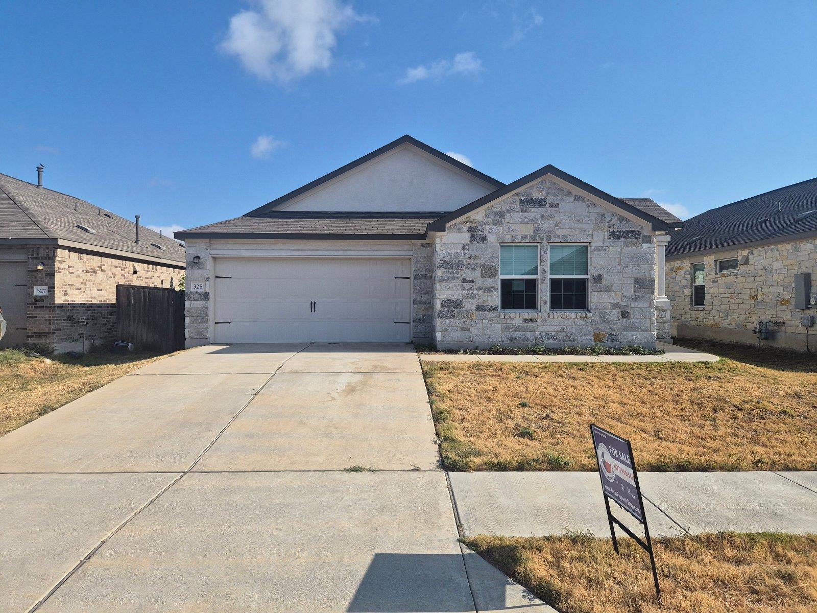 325 Arnage Dr Property Photo 1