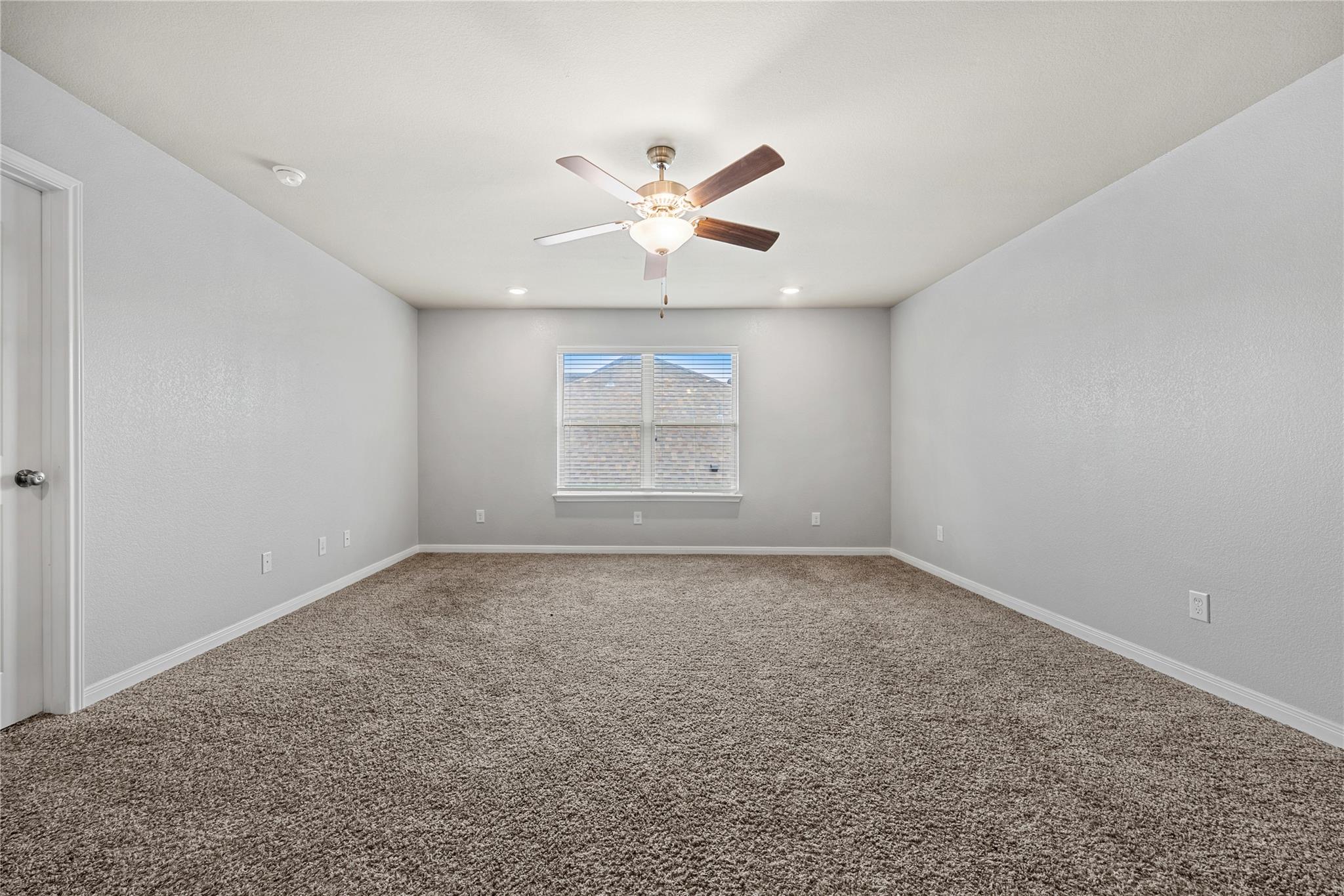 1811 Ashburn Dr Property Photo 23